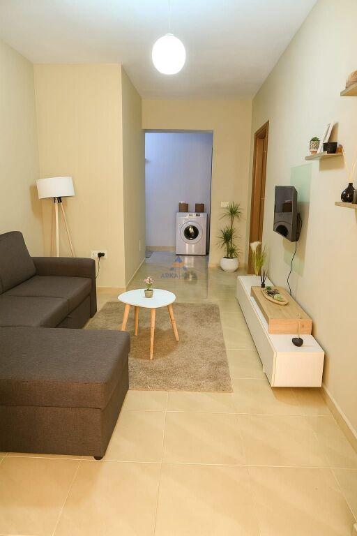 AFFITTASI APPARTAMENTO 1+1+BALCONE "PIAZZA SKEDERBEJ" 67.000 LEKE
