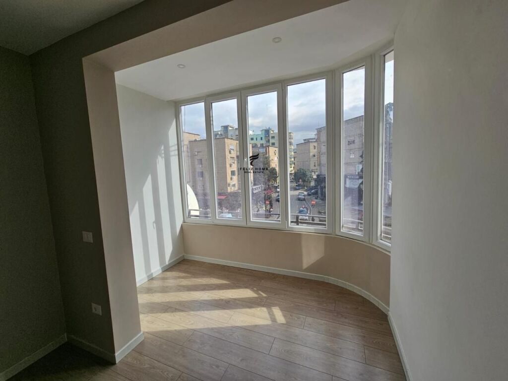 FOR SALE APARTMENT 3+1 ZOGU ZI 330,000 EURO