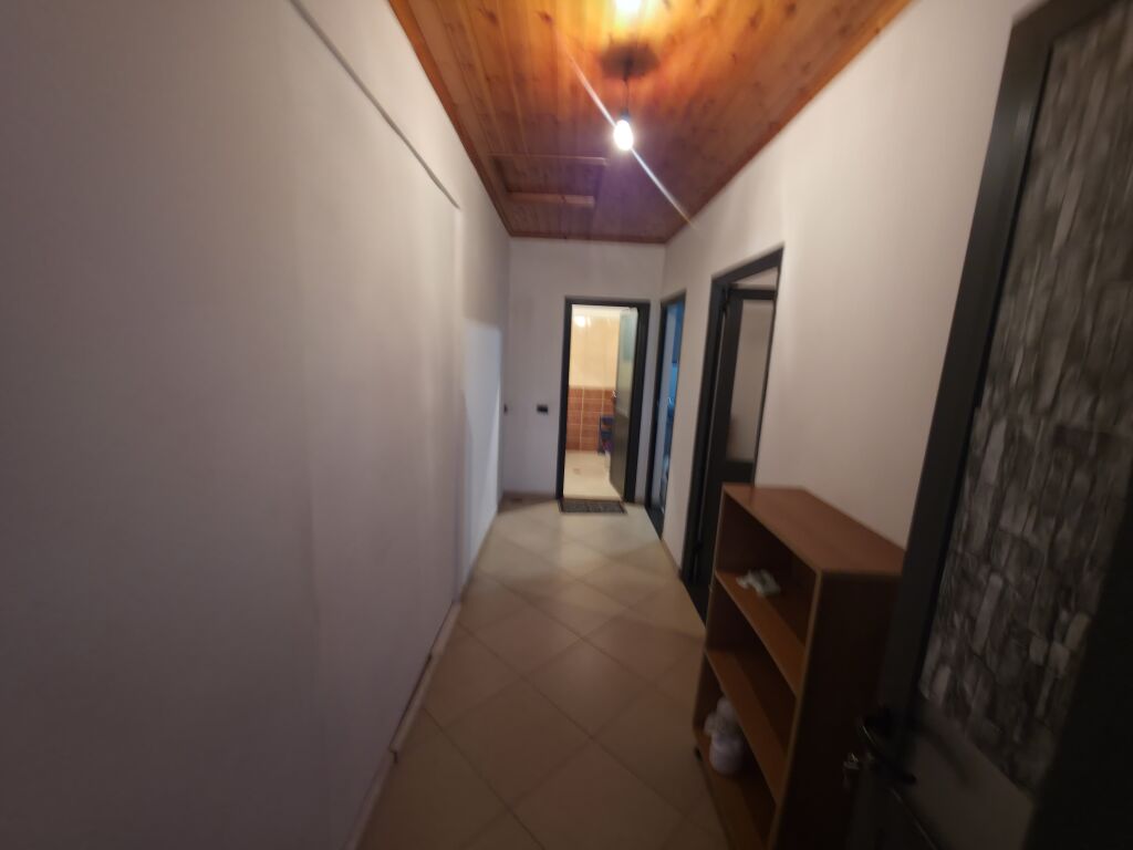 Apartament 1+1 me Qira – Zona Kristal Center