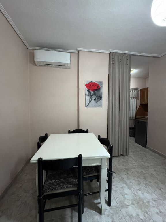 AFFITTASI APPARTAMENTO 2+1 VIA DIBRA