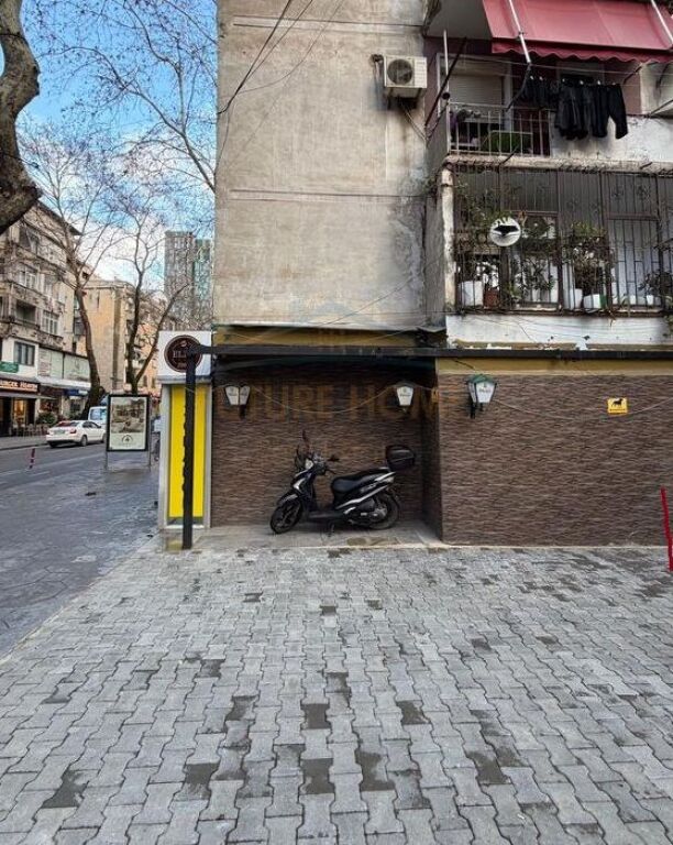 BUSINESS PREMISES FOR SALE IN MYSLYM SHYR