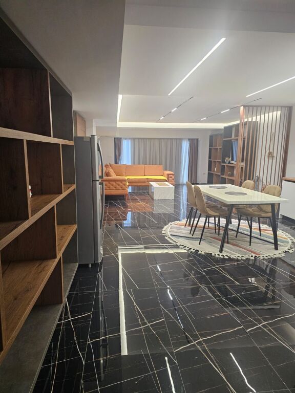 APARTAMENT 2+1 PER QERA TEK FUSHA E AVIACIONIT