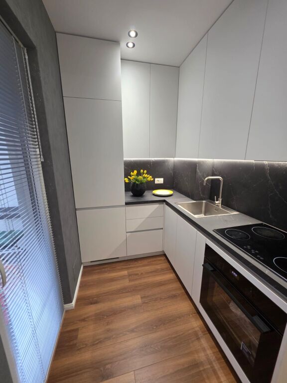 🏡 Jepet me qira apartament 1+1 📍 Tek 21 Dhjetori💰 850 € / muaj