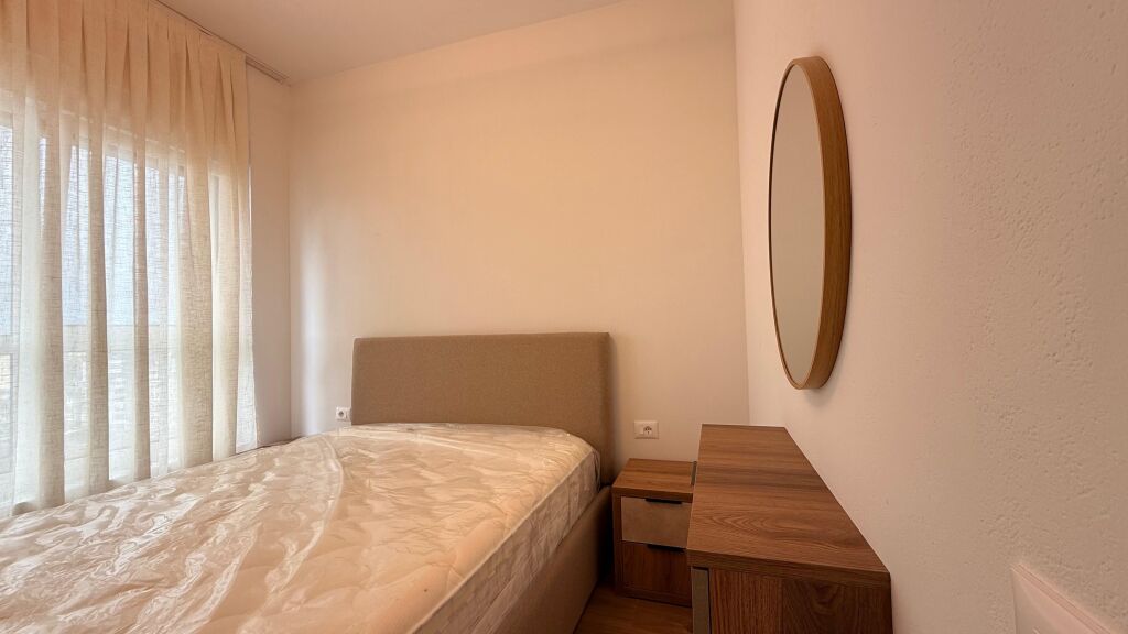 Jepet apartament me qera 1+1 Ali Demi