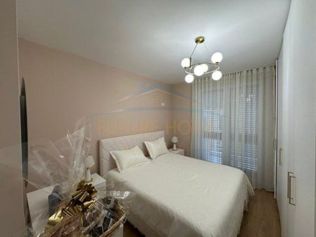 Shitet, Apartament 1+1, Shkozë