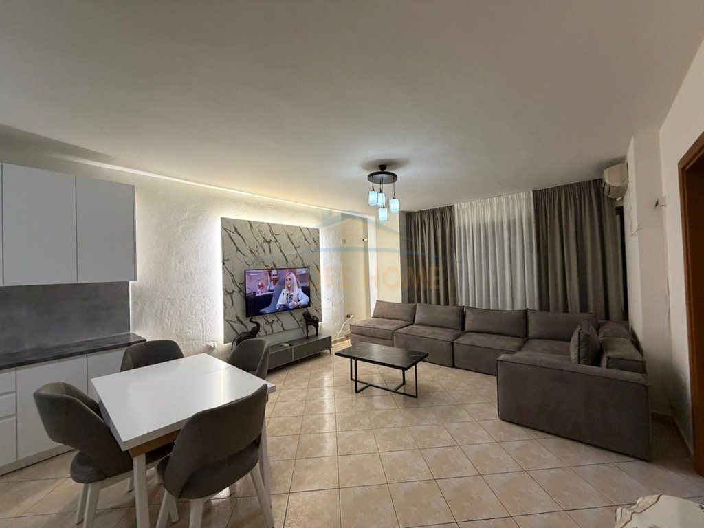 RENT APARTMENT 2+1 KAVAJES STREET NEAR DELIJORGJI