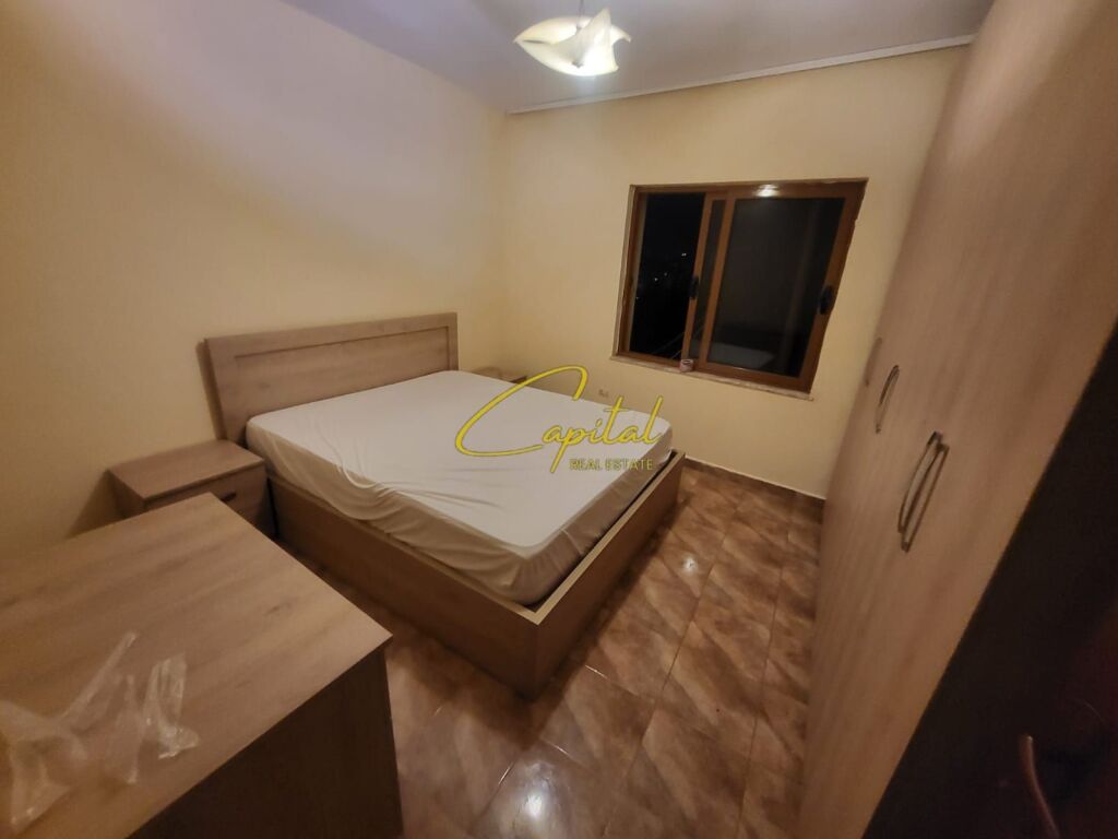 APARTAMENT ME QIRA 2+1 ISH TREGU ELEKTRIK 45.000 LEKE