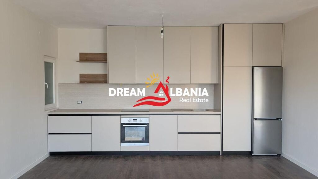 For rent apartment 2+1+2+parking included at the end of Bulevardi i Ri (ID 42215470)