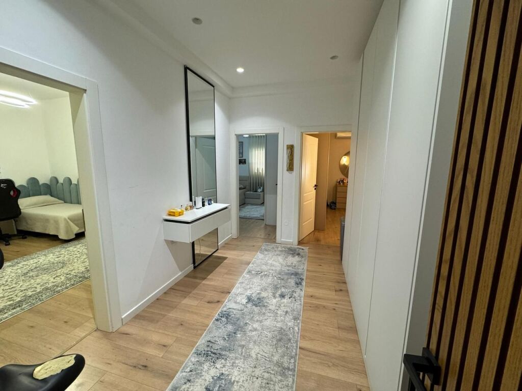 Shitet Apartament 3+1+2+Parkim Sheshi Willson📍Stadiumi Dinamo