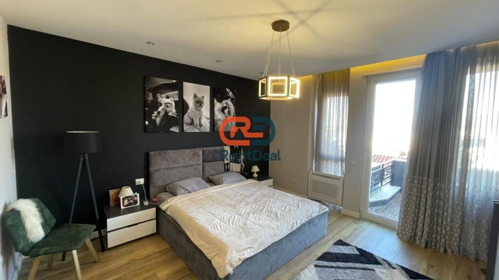 At the Botanical Garden, Super Apartment 2+1+2 for Sale, With Free View From Tirana!
