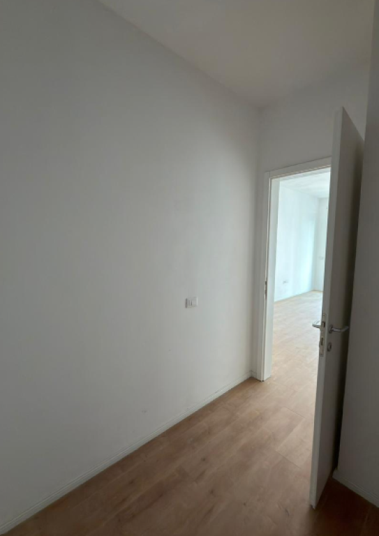 🏡 Apartament 1+1 për Shitje – Liqeni i Thatë, pranë Radisson