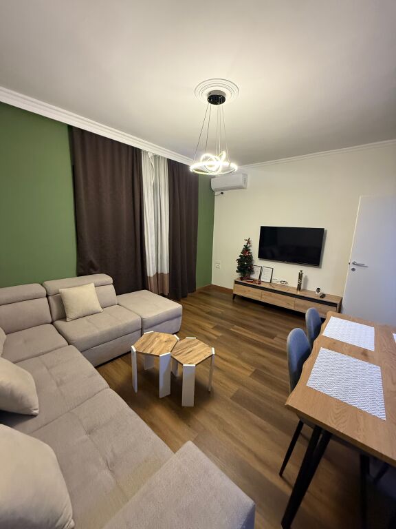 Sheshi willson apartment 2+1 for rent 800 euros negotiable