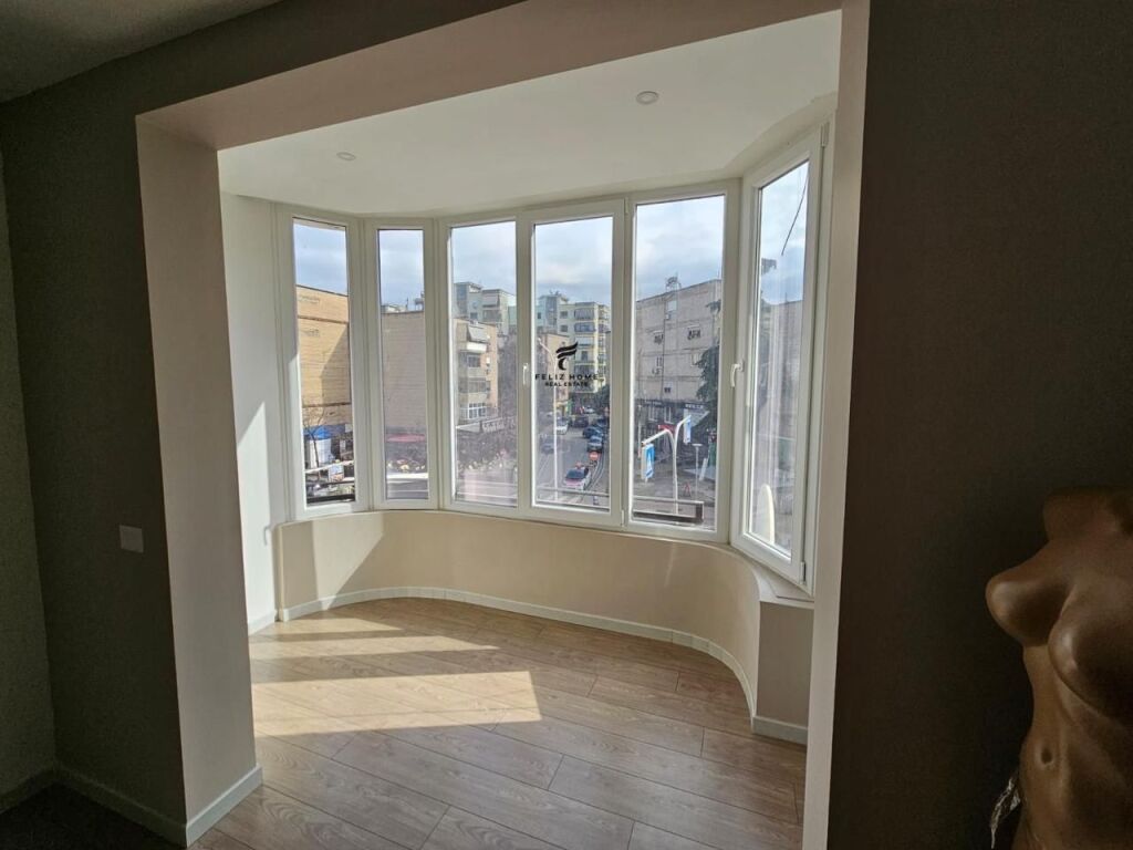 FOR SALE APARTMENT 3+1 ZOGU ZI 330,000 EURO