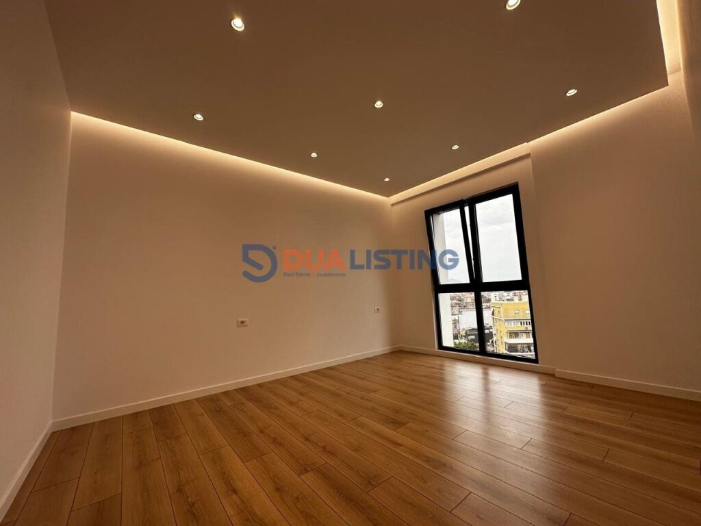 We offer ideal office space for rent in the Arlis Complex, Rruga e Dibrës 📍