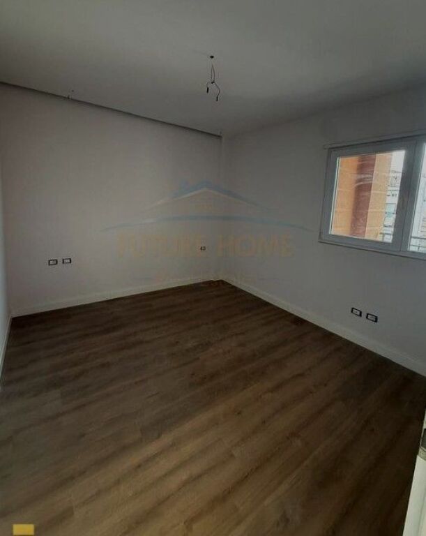 For sale, Apartment 2+1 +2 balconies Red School