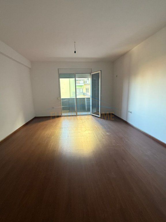 Affitto, Appartamento 2+1+2, Ndre Mjeda, Tirana.