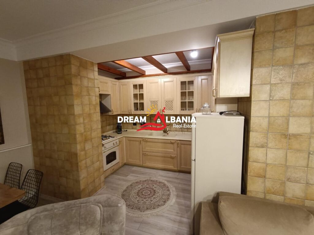 Apartament 2+1 Ne Shitje ne Qender afer 9 katsheve (Akutalisht 1+1 + Gasoniere)(ID 41212157)