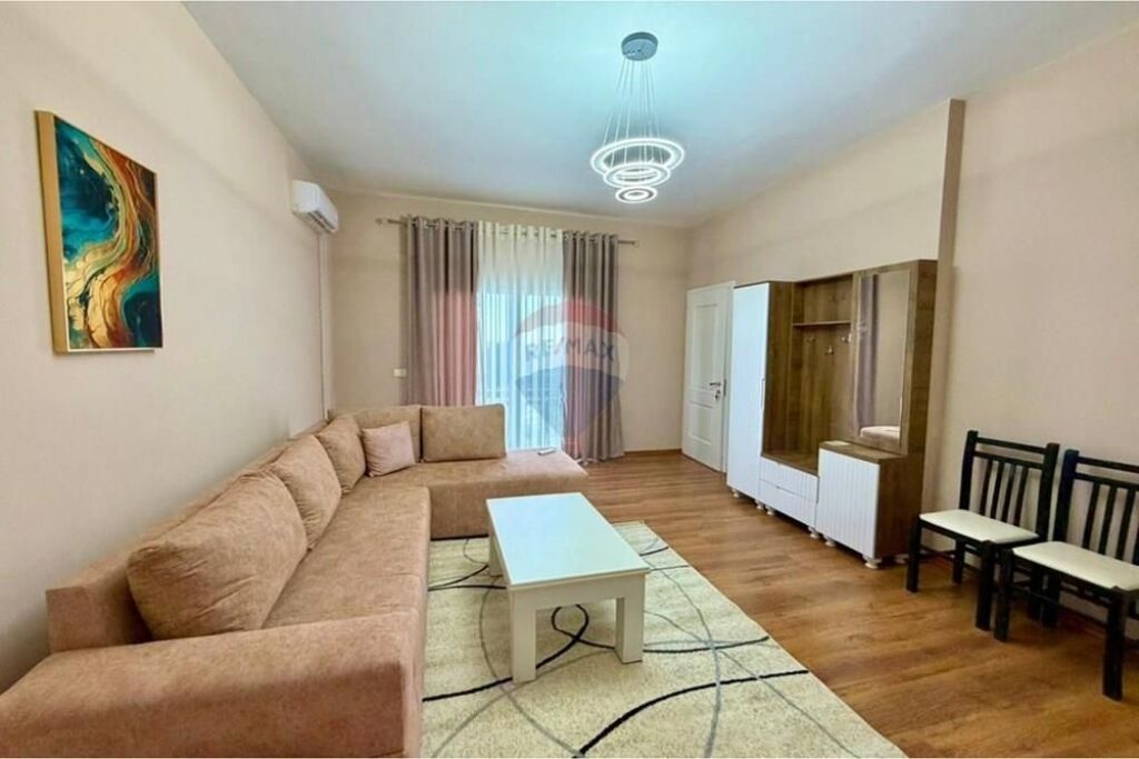 Private house - For Rent - Shefqet Kuka Street, Tirana