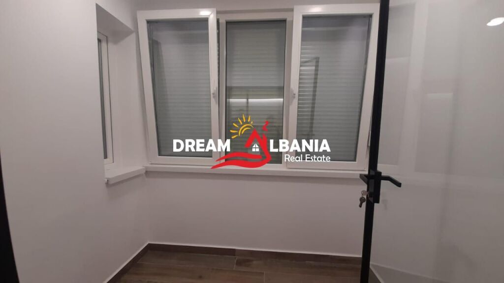 Super Appartamento di Lusso 2+1+2+garage in affitto a Bllok via Sami Frasheri (ID 42214523).