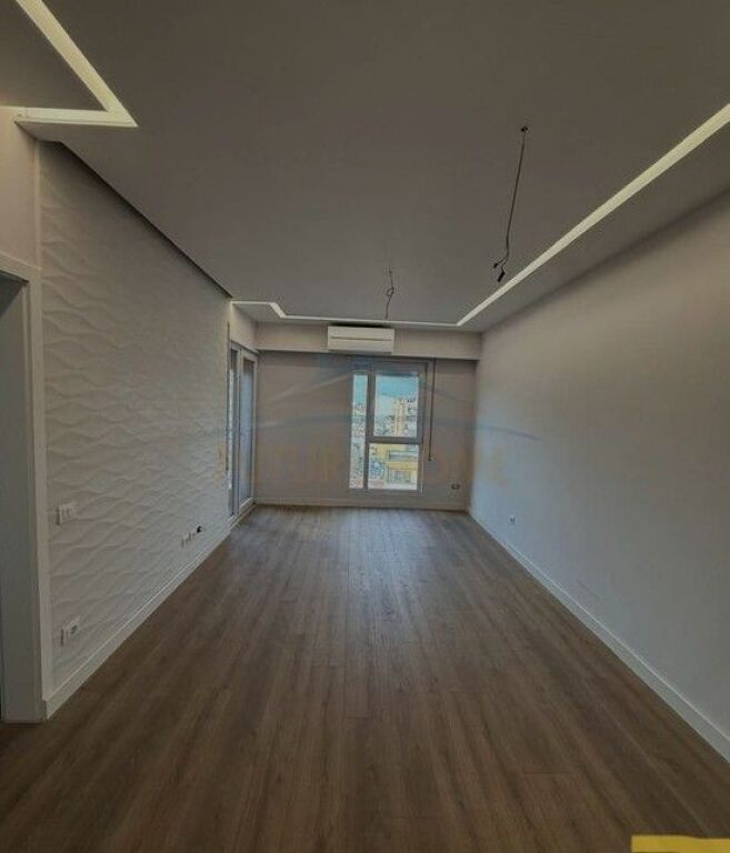 For sale, Apartment 2+1 +2 balconies Red School