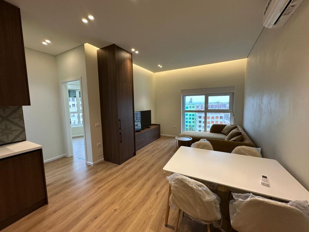 Jepet me qera apartament 1+1 te Ali Demi