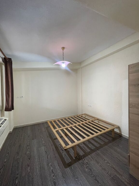 Penthouse for rent with a view of the Tirana lake at the dry lake