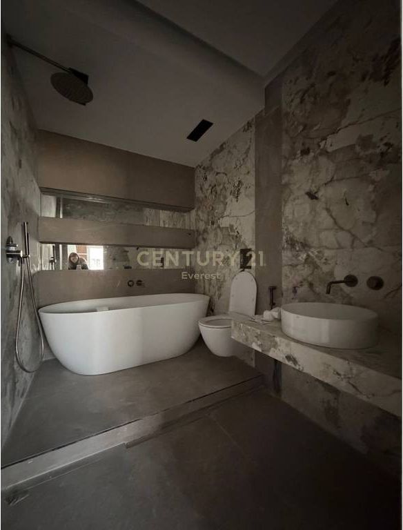 Apartment 3+1+2 for sale in Astir