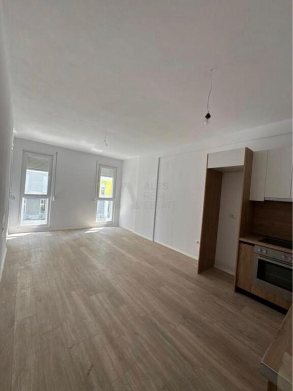 APARTAMENT 2+1+2+PARKING ME QERA, UNIVERS CITY