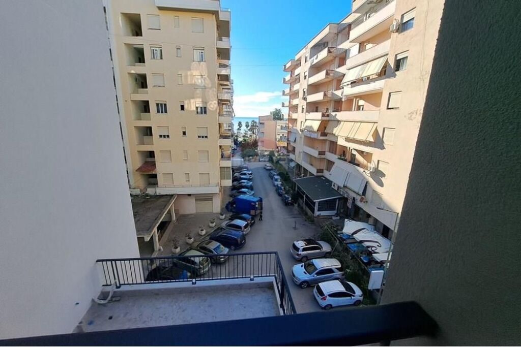 Apartament Luksoz për Shitje – Lungomare, Vlorë