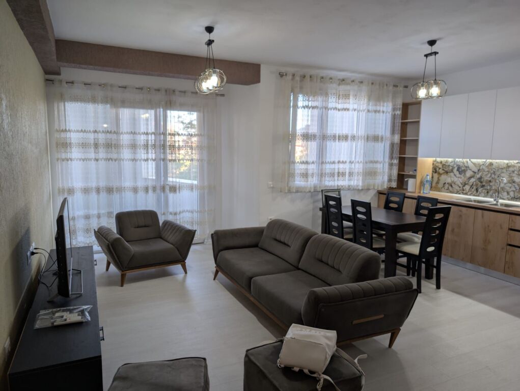 Appartamento 2+1+ Parcheggio in affitto presso River Residence ad Astir.