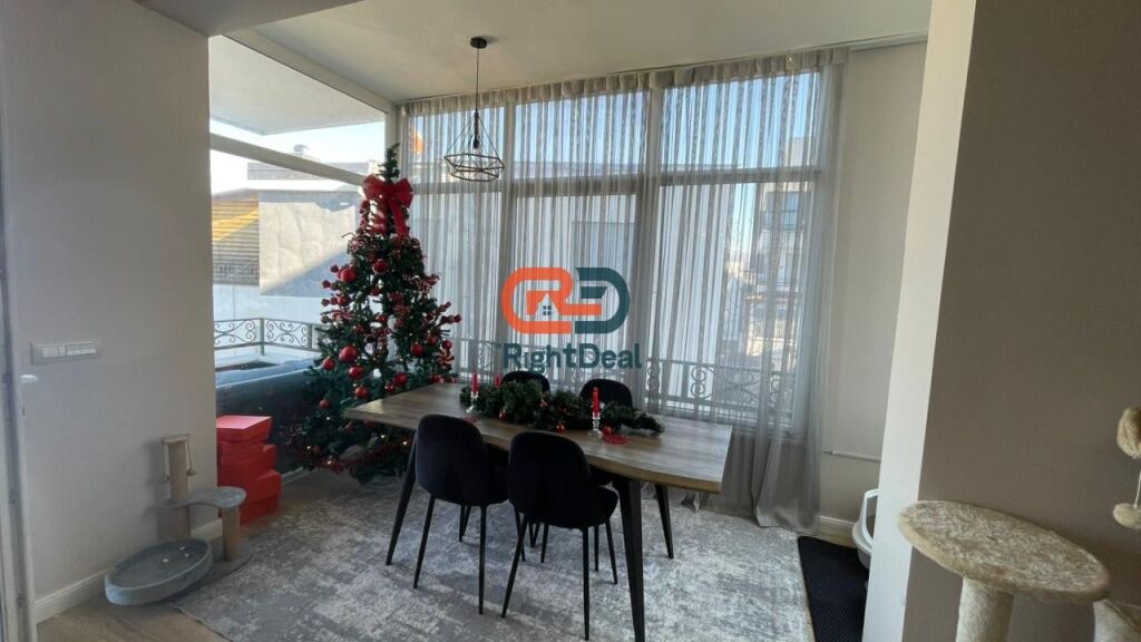 At the Botanical Garden, Super Apartment 2+1+2 for Sale, With Free View From Tirana!
