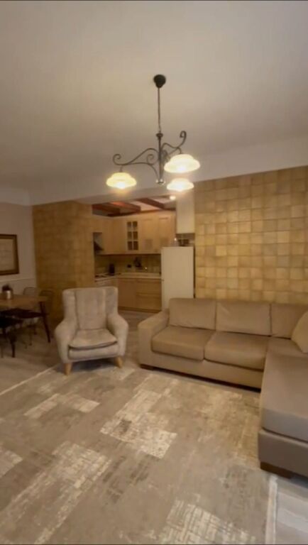 VENDESI 2 APPARTAMENTI 1+1 &amp; MONOLOCALE 9 PIANI 360.000 EURO