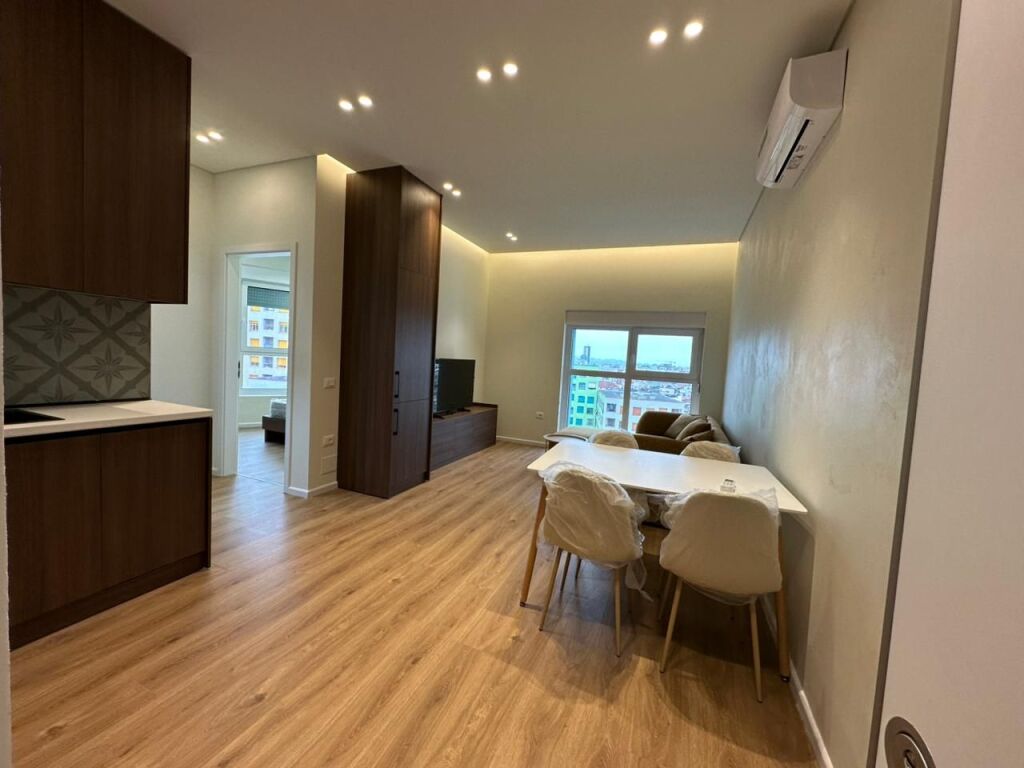 Jepet me qera apartament 1+1 te Ali Demi