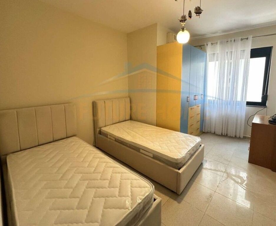 Qera, Apartament 2+1, Unaza e Re !!