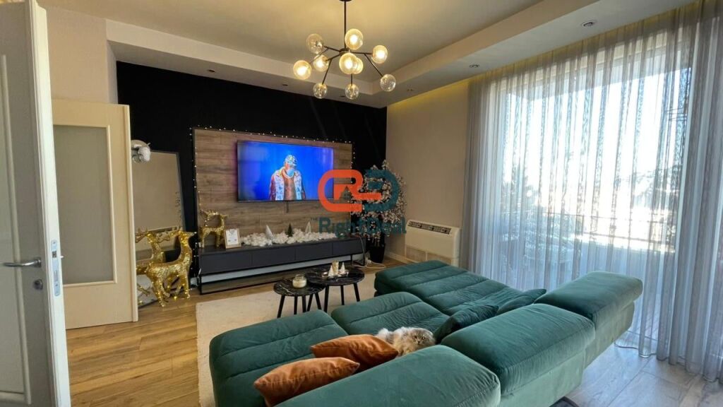 At the Botanical Garden, Super Apartment 2+1+2 for Sale, With Free View From Tirana!
