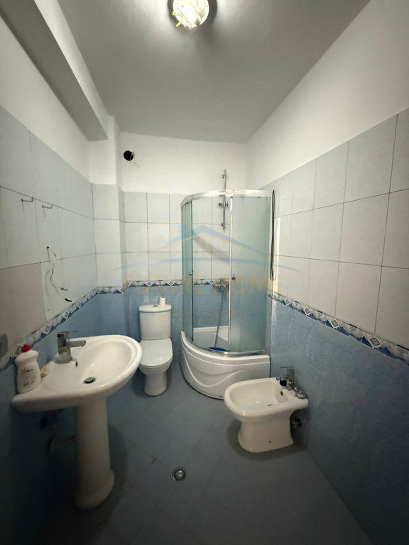 In vendita, Appartamento 2+1+2, Lago Secco, Tirana.