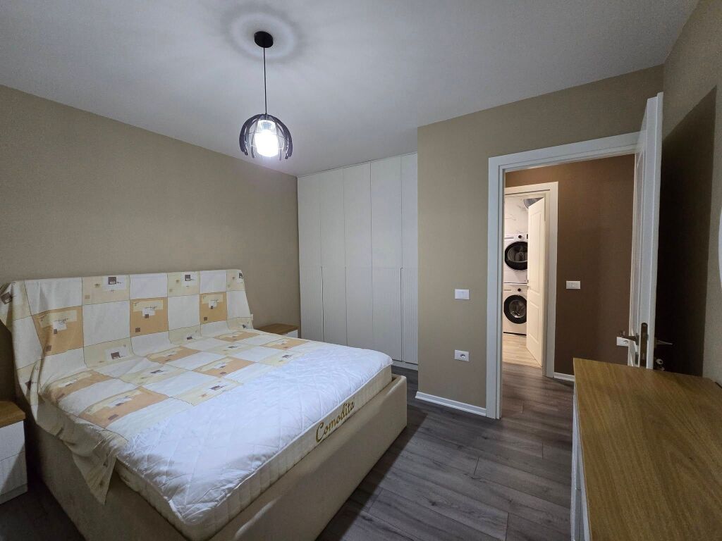 Jepet me Qera Apartament i Ri Vile   Kati i pare