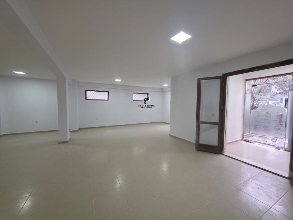 DYQAN ME QERA 90 M2 KOPSHTI BOTANIK 90.000 LEKE