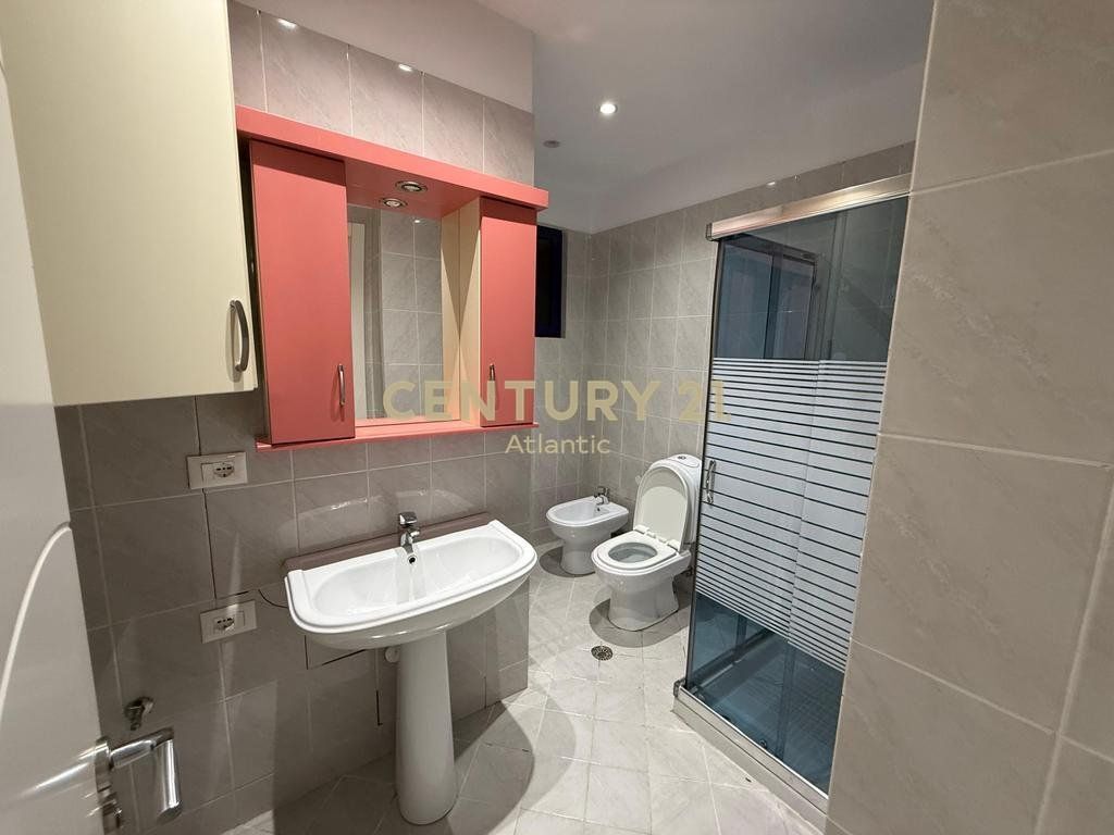 Apartment 2+1+2wc For Sale in Golem, Durrës - 125,000€ | 106 m²