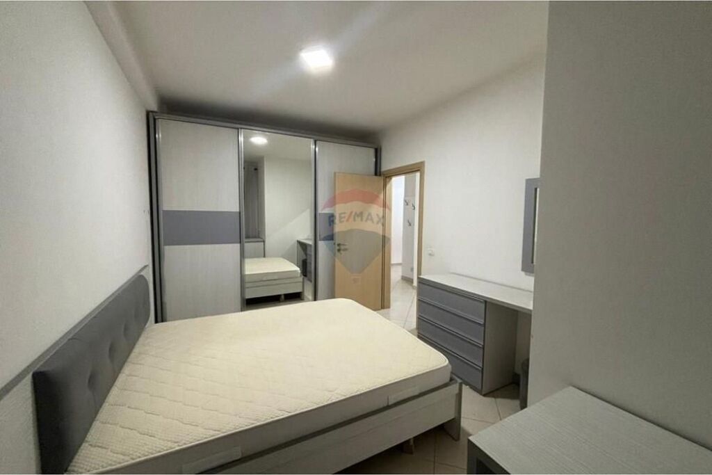 🏡 APARTMENT 2+1+2 FOR RENT – INDEPENDENCE SQUARE, VLORA