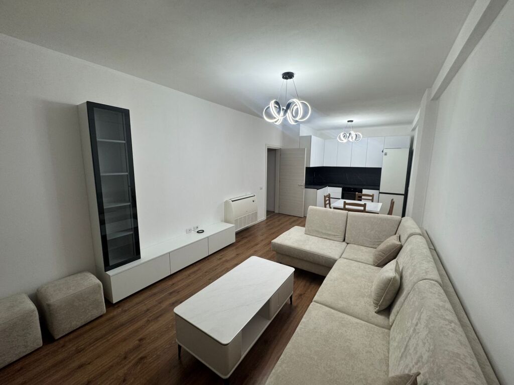 🏠 Affittasi appartamento 1+1 – Complesso E88, Laprakë (presso Carburante Kupola)💶 Prezzo: 650€