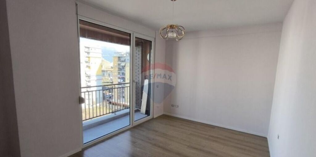 Apartament per qira, 2+1 tek ish Fusha e Aviacionit