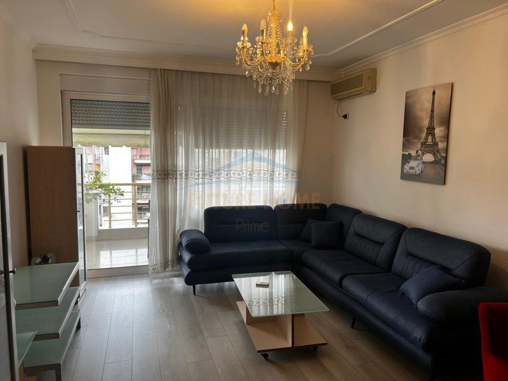 Affitto, Appartamento 2+1 , Bllok , Tirana