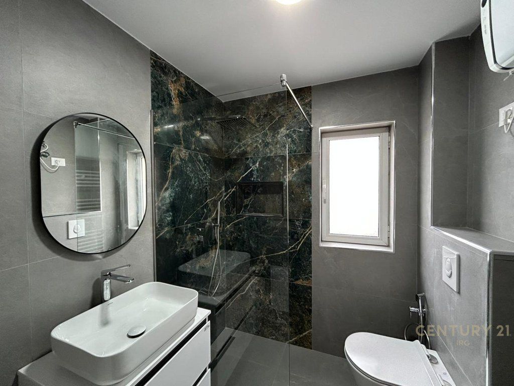 FOR RENT APARTMENT 1+1 AT XHAMIA E TABAKËVE.