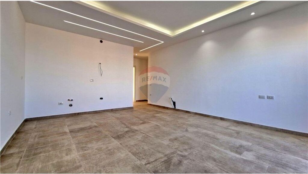 🌊🏡 APARTAMENT 2+1 NË SHITJE NË UJË TË FTOHTË, VLORË