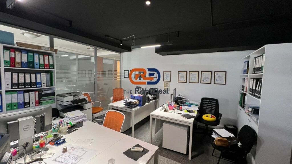 Al Nuovo Mercato, Ufficio in Affitto in Spazio Commerciale!