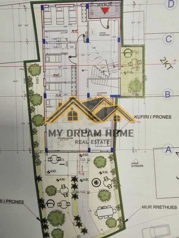 LAND + BUILDING FOR SALE AT THE MAIN BOULEVARD!