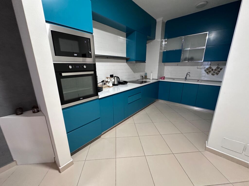 Apartament me qera