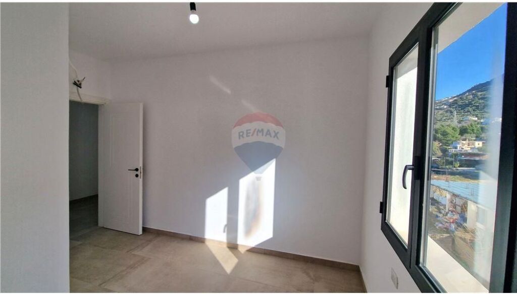 🌊🏡 APARTAMENT 2+1 NË SHITJE NË UJË TË FTOHTË, VLORË