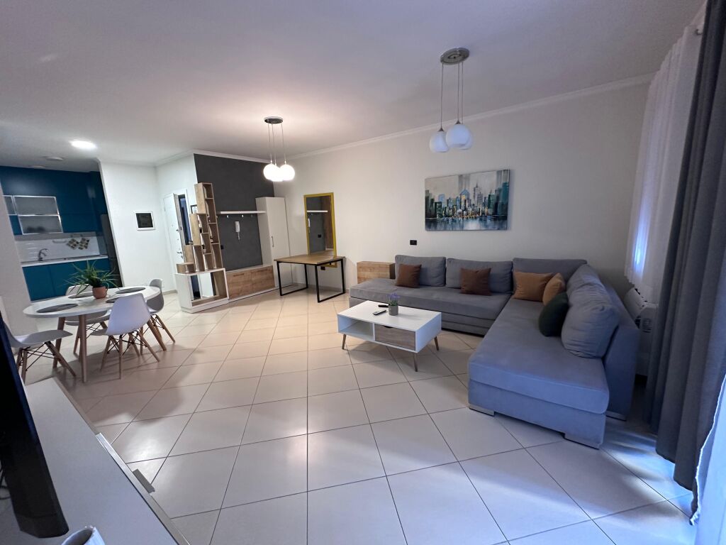 Apartament me qera
